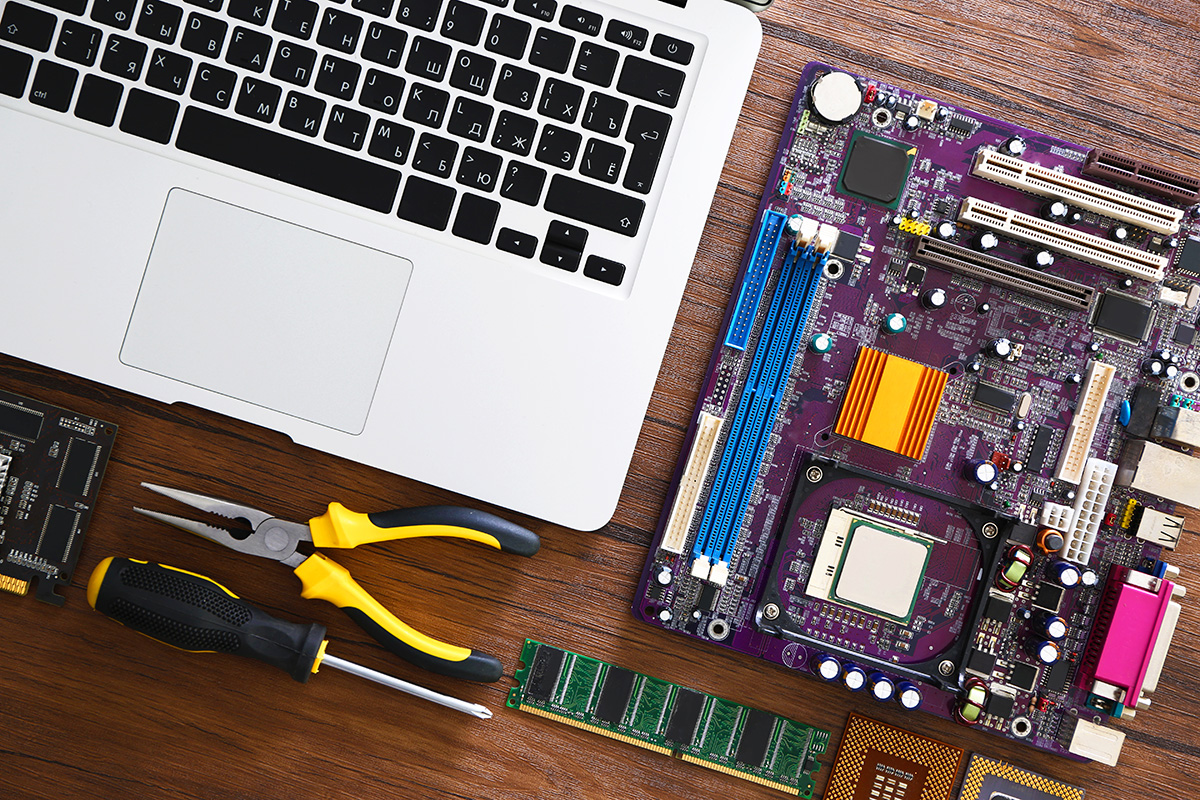 Hardware y Suministros